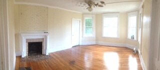 551 Park Ave