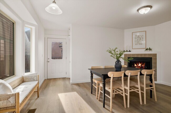 Photo - Brentwood Ave., 20507-00000-BREN-00 Unit #2