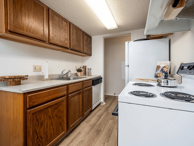 Welcome to Tanglewood Apartments & Townhomes