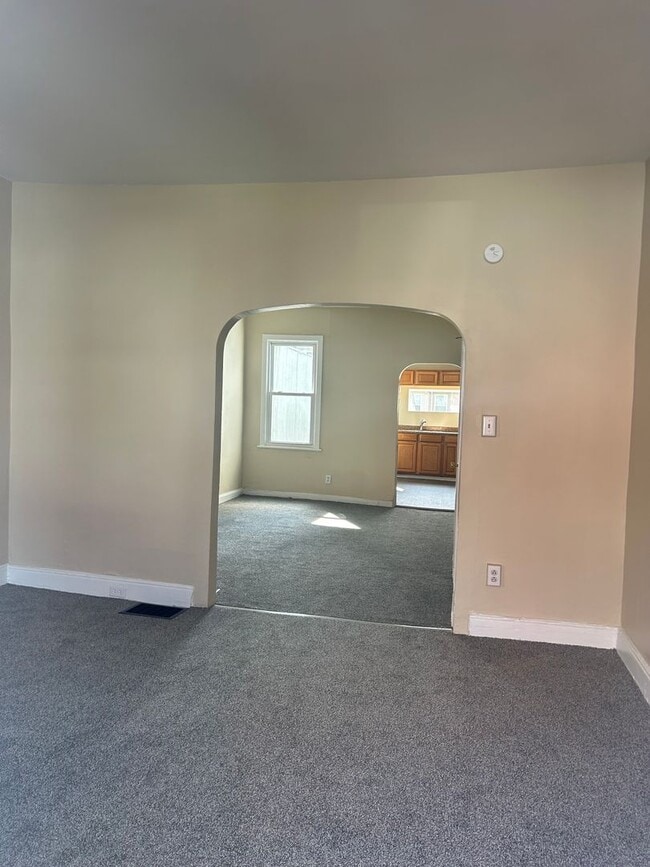 Photo - Section 8 considered.  3-bedroom row home ...