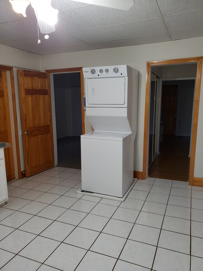 APT 1 KITCHEN (WASHER AND DRYER) - 22 Vincent Ave Unit 1