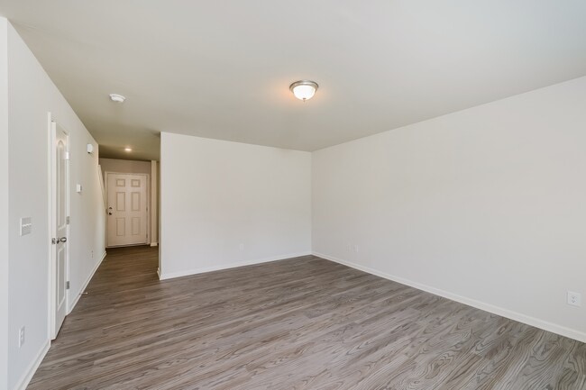 Photo - 4354 Shadi Green Ln