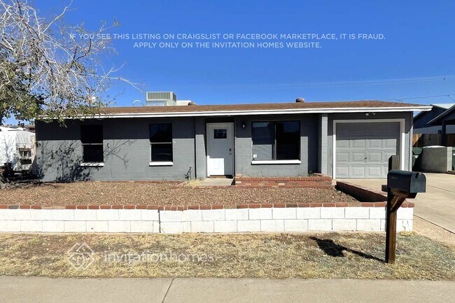 Building Photo - 2128 W Hartford Ave