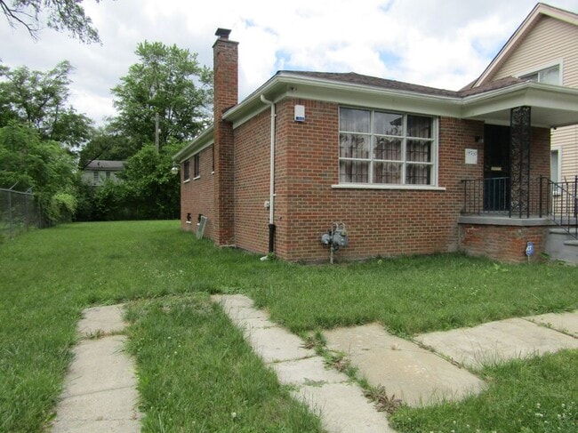 Photo - 14939 Cruse St