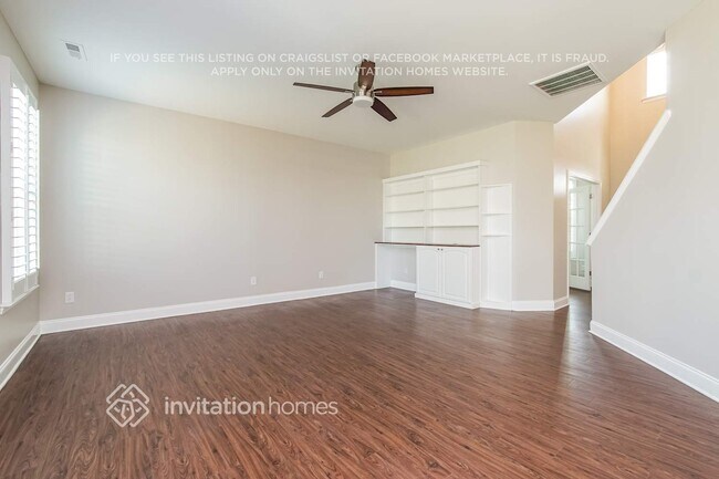 Photo - 3229 Revelation St