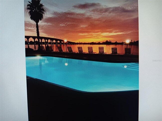 Building Photo - 6279 Sun Blvd Unit 103