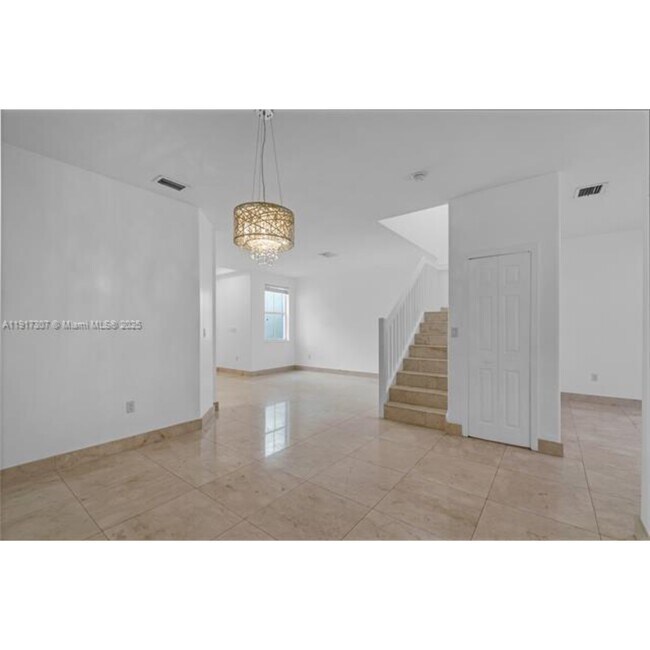 Photo - 8643 NW 112th Pl