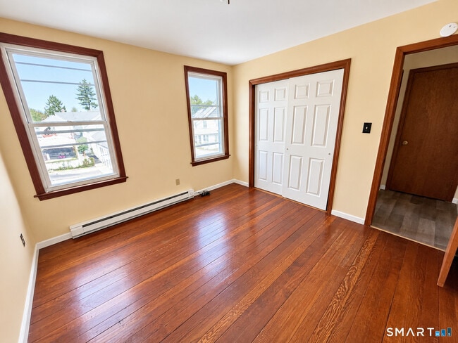 69 Beecher Ave Unit 3