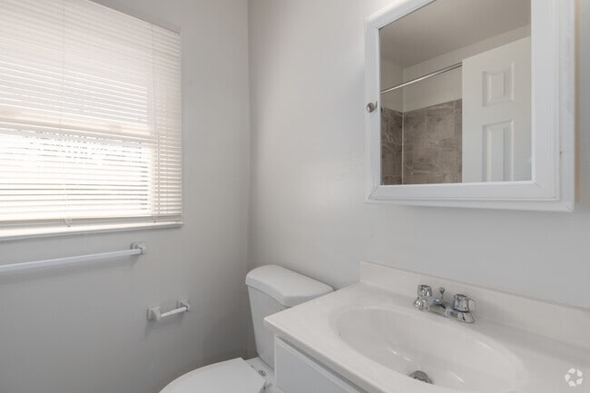 2BR, 1BA - 850SF - Bath