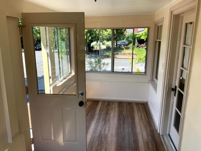 Photo - 2 Bedroom House in Springfield