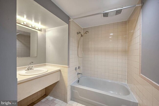 Photo - 1336 Riggs St NW