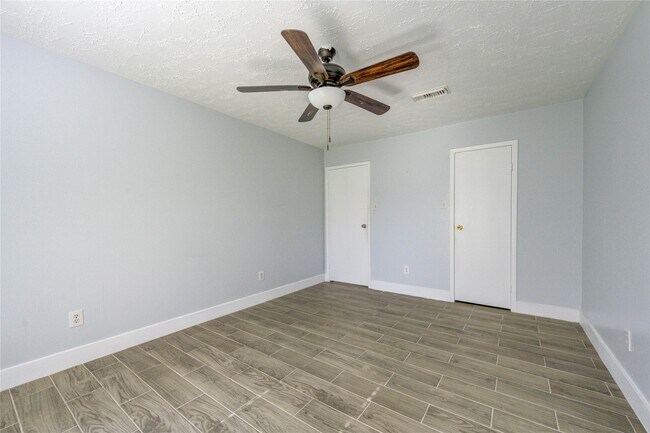 Photo - 7506 Stone Pine Ln