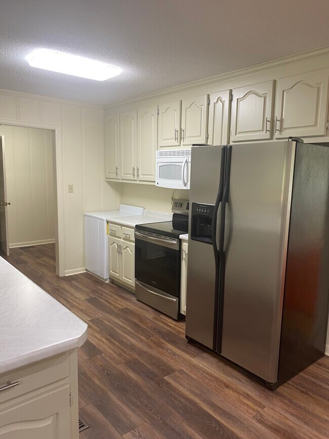 Photo - 22073 Nick Davis Rd