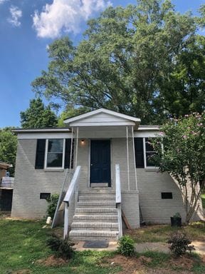 Photo - 932 Wainwright Ave
