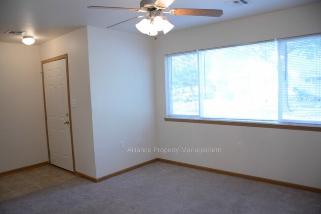 Photo - 928 Vattier Street Unidad 928