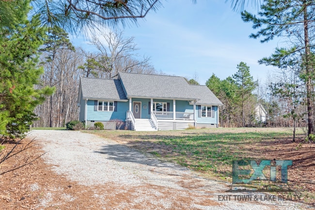 Photo - 3BR Home in Colleen’s Cove with Boat Slip