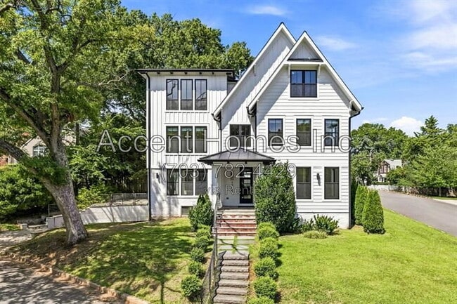 Building Photo - 1700 N Quebec St
