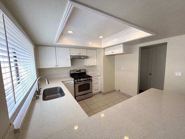 Photo - Turnkey 3 bedroom, 2.5 bathroom condo avai...