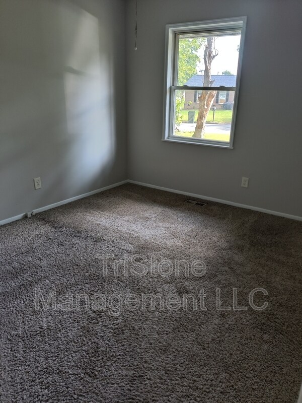 Photo - 3030 Crawford Ave