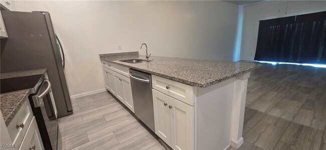 Photo - 414 NE 25th Ave