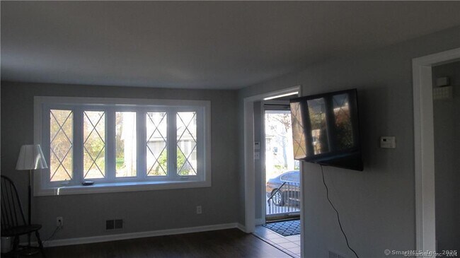 Photo - 18 Brightwater Rd