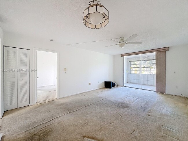 Photo - 6750 Royal Palm Blvd Unidad 209E