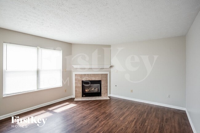 Photo - 6802 N Denton Ct