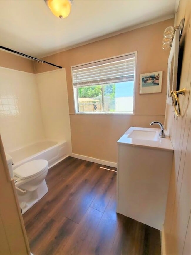 Photo - Studio Apartment on Gadsden St