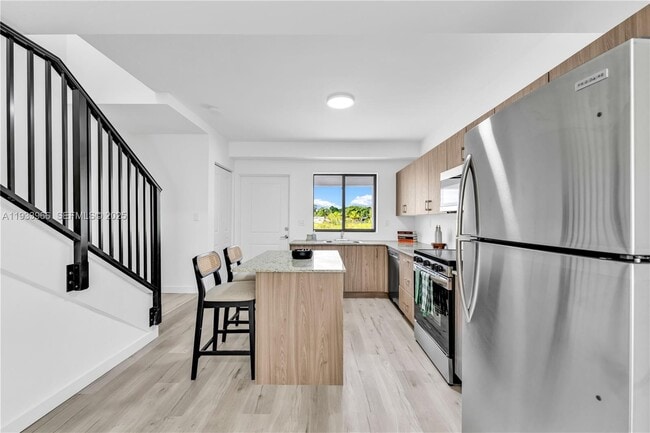 Photo - 155 NW 160th St