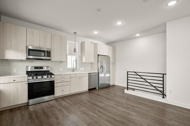 Photo - 2624 Metcalfe Rd