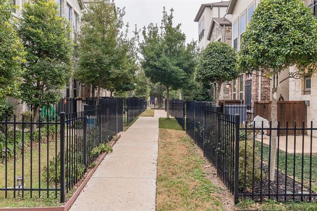 Photo - 5436 Ashby Grove St