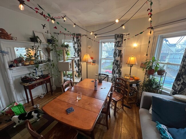 Photo - 35 Cameron Ave Unit 2