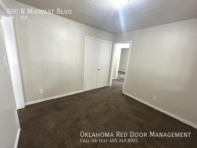 800 N Midwest Blvd