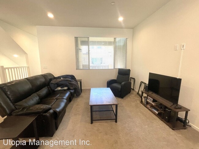 Photo - 3 br, 3 bath House - 1203 Via Lucero