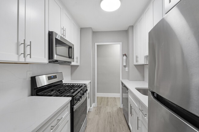 Photo - 201 Saint Pauls Ave Unit 1J