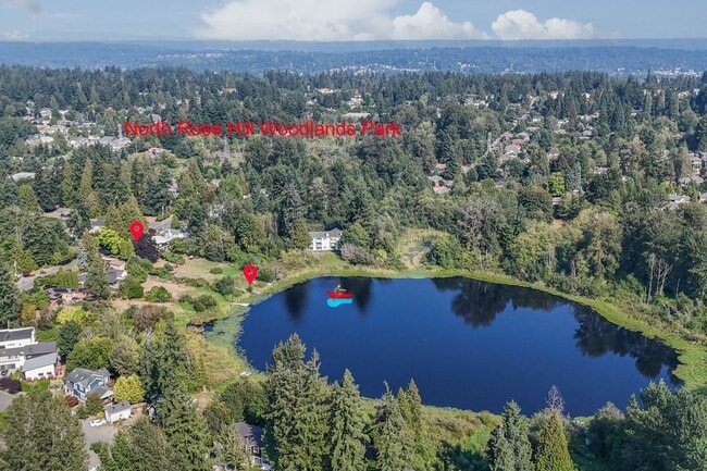 Photo - Peaceful Lakefront Living in Kirkland