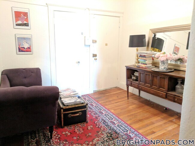 Photo - 1820 Commonwealth Ave Unit 31