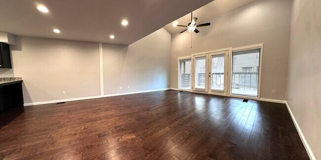 French doors lead to balcony and patio - 8710 Park Ln