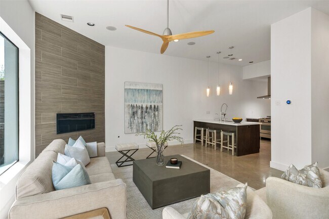 Photo - 316 Birdsall St