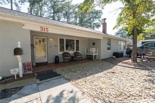 315 Thole St