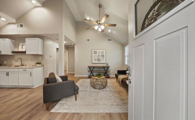 Photo - 204 N Bellemeade Ave