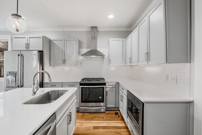 Photo - 4604A Michigan Ave