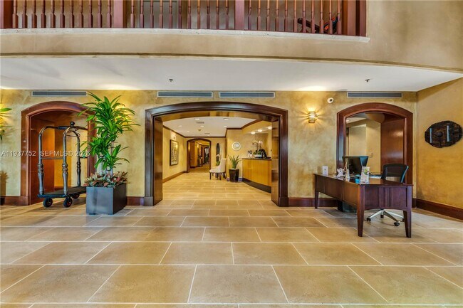 2951 S Bayshore Dr Unit 717