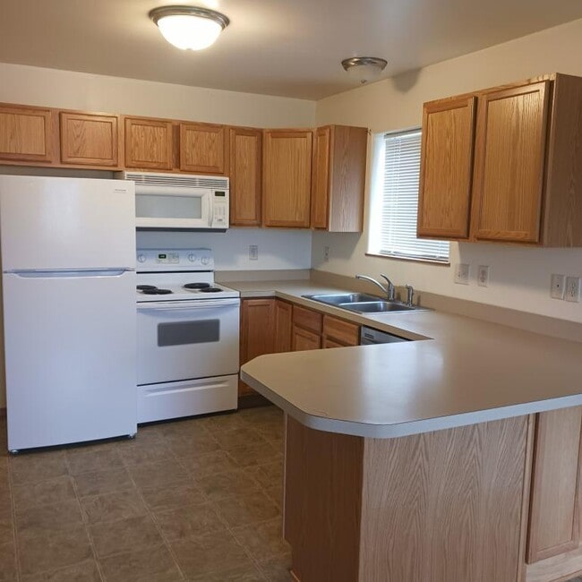 Photo - 114 E Dudley St