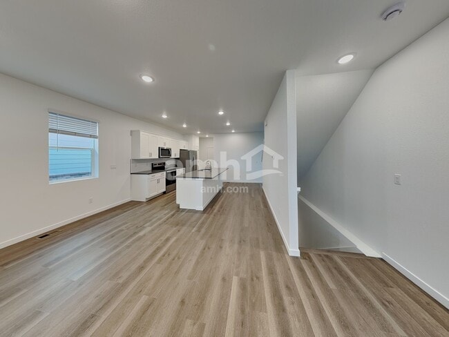 Photo - 350 N Addison Way