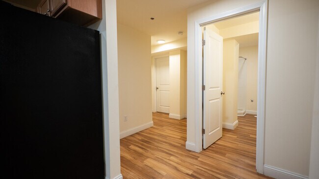 308 Main St Unit 1