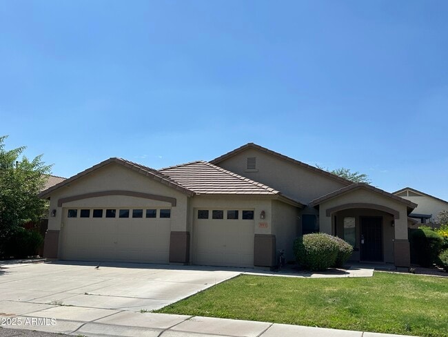 Building Photo - 2011 W Sunshine Butte Dr Rental
