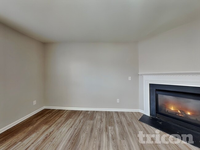 Photo - 8927 McAdam Way