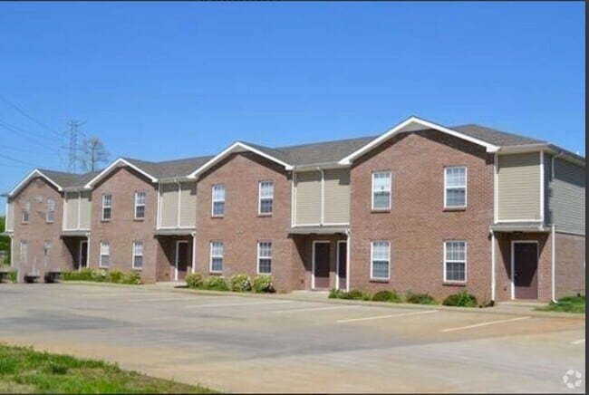 Building Photo - 2 Bedroom 1.5 Bathroom Townhome!!!