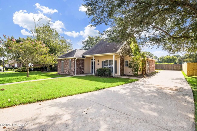Photo - 111 Songbird Ln